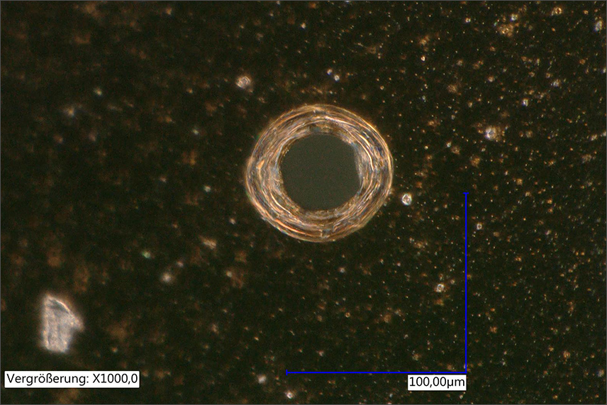 Laserbohren von Metall mit Ultrakurzpulslaser