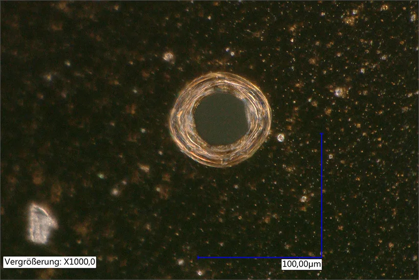 Laserbohren von Metall mit Ultrakurzpulslaser