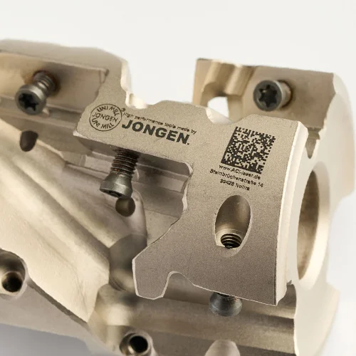 Marking on a metal component using laser marking