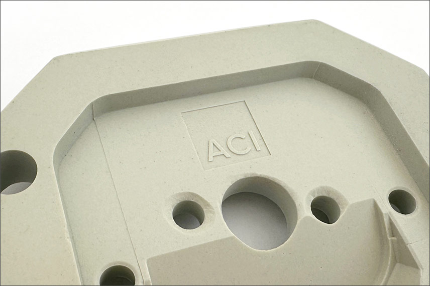 Tiefengravur auf Keramik mit UV-Faserlaser DFL Nova Marker von ACI